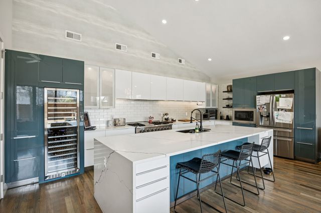 3822 Durango Drive, Dallas, TX 75220