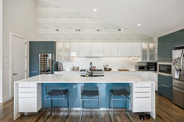 3822 Durango Drive, Dallas, TX 75220