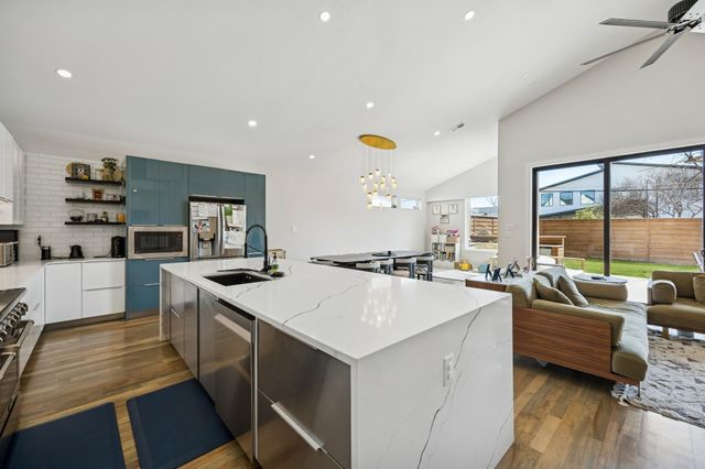 3822 Durango Drive, Dallas, TX 75220