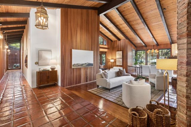 5957 Sarah Ct, Carmichael, CA 95608