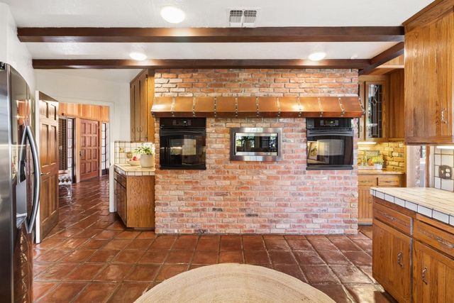 5957 Sarah Ct, Carmichael, CA 95608