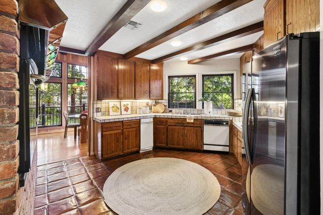 5957 Sarah Ct, Carmichael, CA 95608