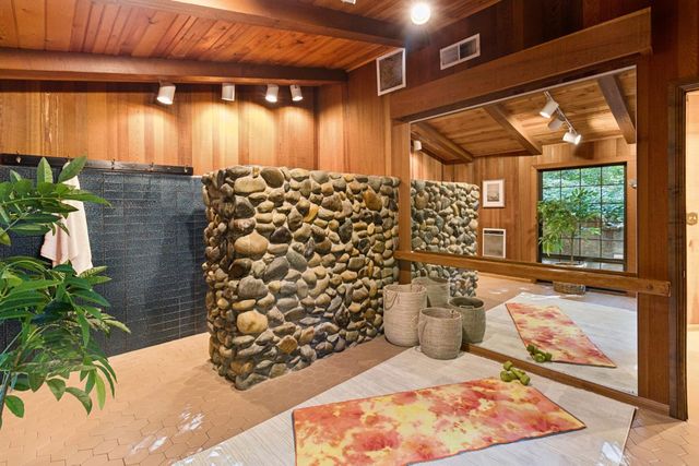 5957 Sarah Ct, Carmichael, CA 95608