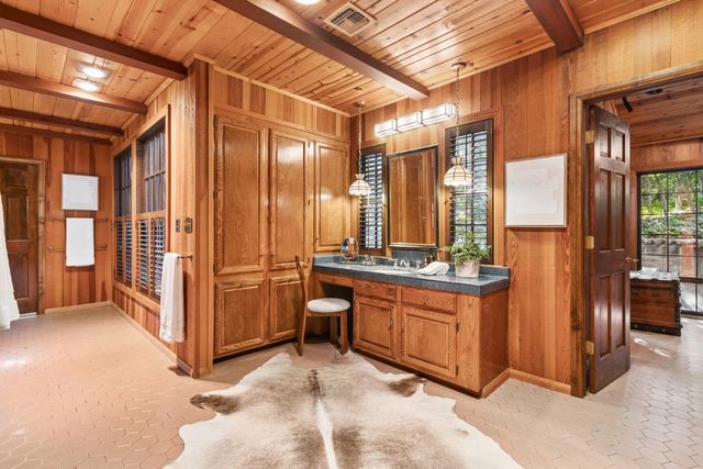 5957 Sarah Ct, Carmichael, CA 95608