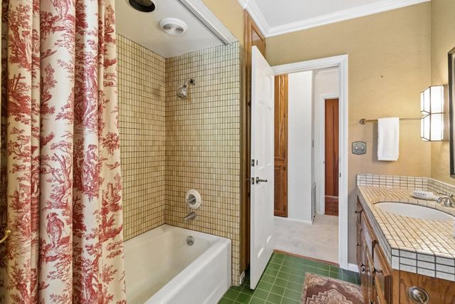 5957 Sarah Ct, Carmichael, CA 95608