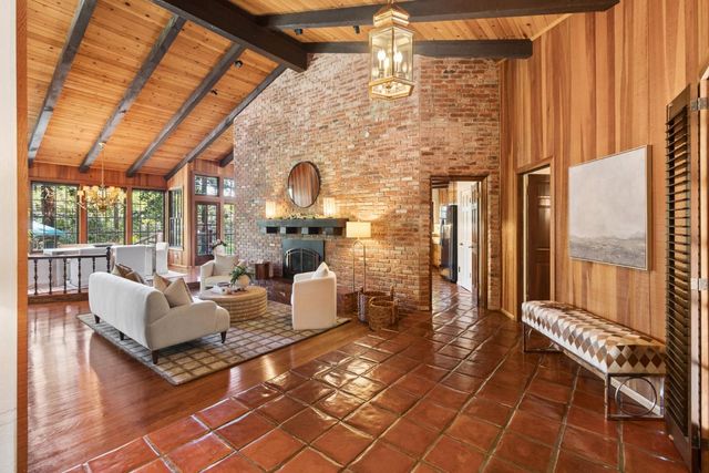 5957 Sarah Ct, Carmichael, CA 95608