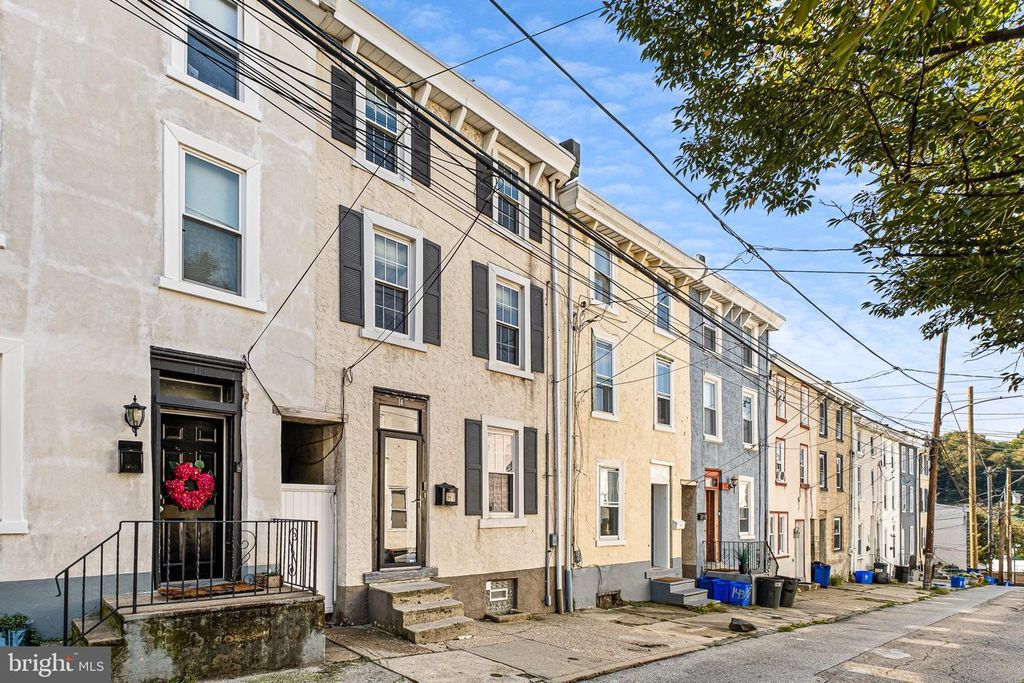 147 EAST ST, Philadelphia, PA 19127