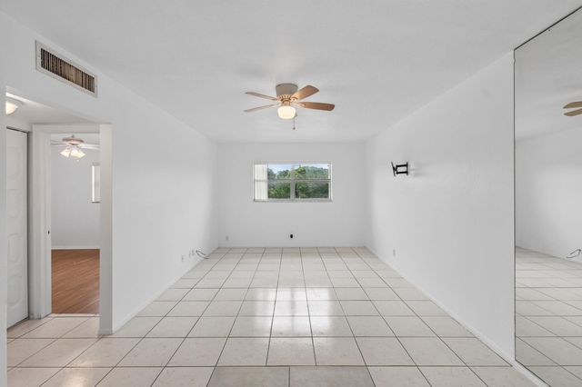 500 SW 2nd Avenue 211, Boca Raton, FL 33432