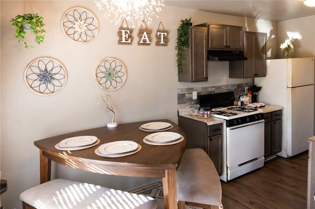 706, 708, 800 Navidad, Bryan, TX 77801