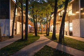 706, 708, 800 Navidad, Bryan, TX 77801