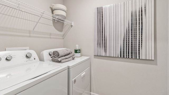 1012 NE Deerfield Drive, Ankeny, IA 50021