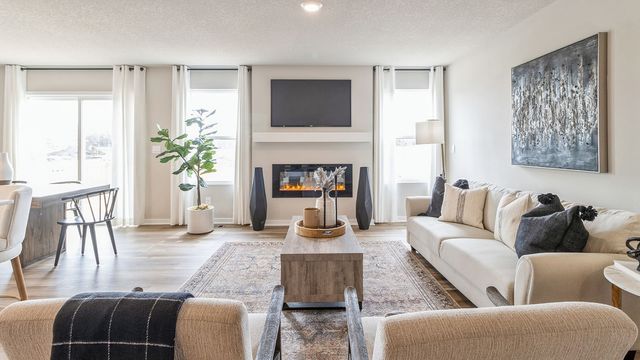 1012 NE Deerfield Drive, Ankeny, IA 50021