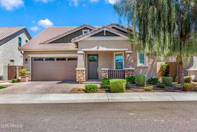 1926 E KESLER Lane E, Chandler, AZ 85225