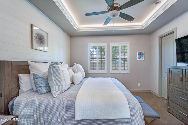 1926 E KESLER Lane E, Chandler, AZ 85225