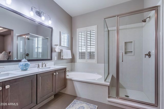 1926 E KESLER Lane E, Chandler, AZ 85225
