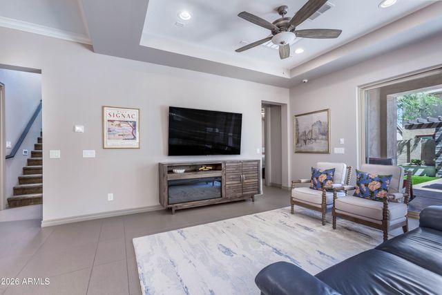 1926 E KESLER Lane E, Chandler, AZ 85225
