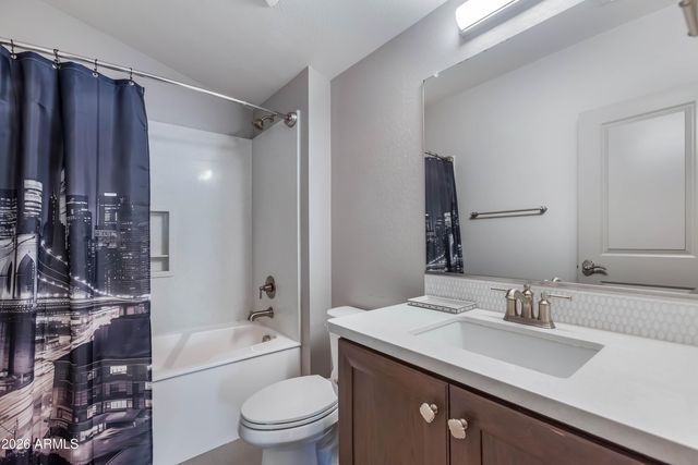1926 E KESLER Lane E, Chandler, AZ 85225