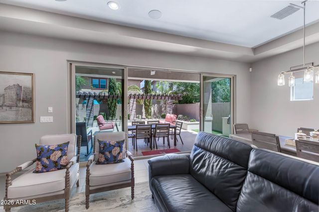 1926 E KESLER Lane E, Chandler, AZ 85225