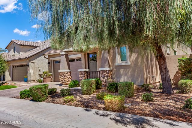 1926 E KESLER Lane E, Chandler, AZ 85225