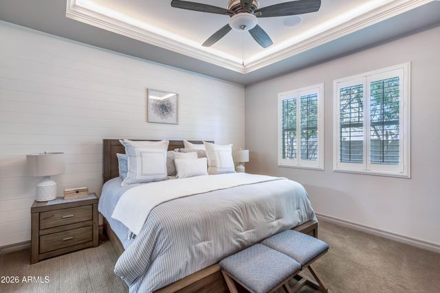 1926 E KESLER Lane E, Chandler, AZ 85225