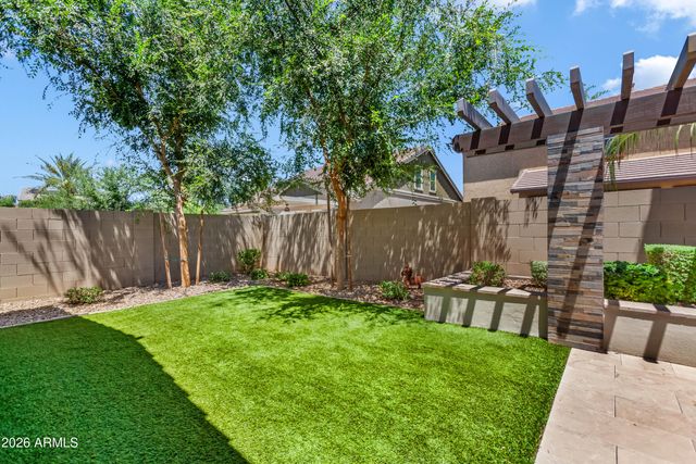 1926 E KESLER Lane E, Chandler, AZ 85225