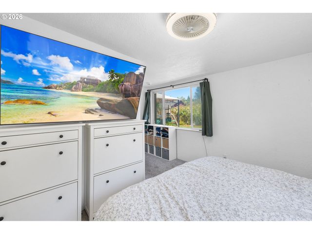170 Ne ROBIN Way, Gresham, OR 97030