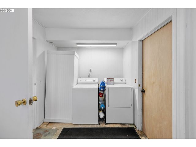 170 Ne ROBIN Way, Gresham, OR 97030