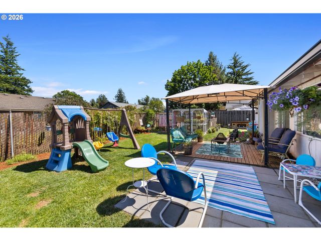 170 Ne ROBIN Way, Gresham, OR 97030