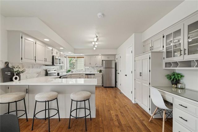 11721 Hemlock Street, Overland Park, KS 66210