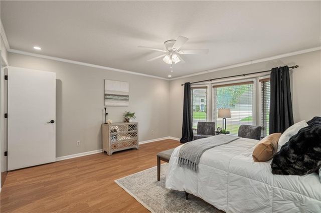 11721 Hemlock Street, Overland Park, KS 66210