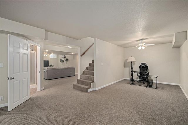 11721 Hemlock Street, Overland Park, KS 66210