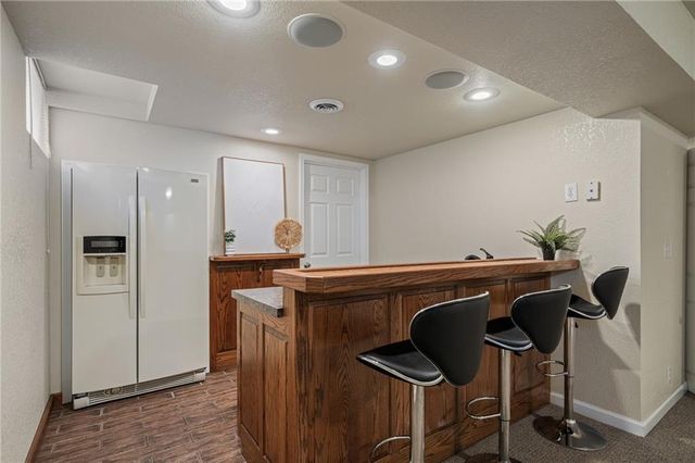 11721 Hemlock Street, Overland Park, KS 66210