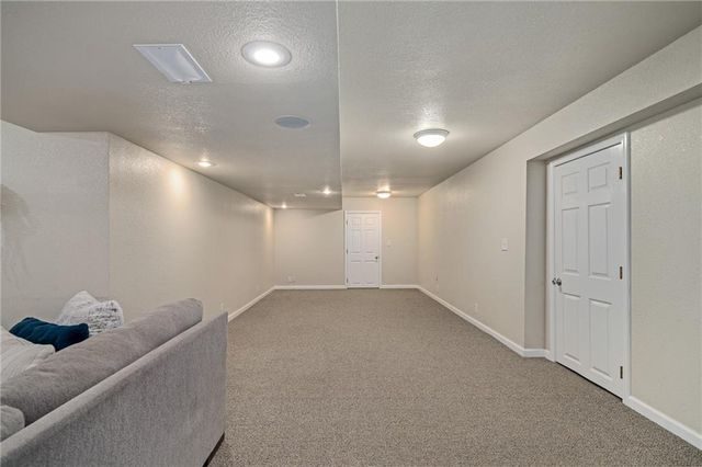 11721 Hemlock Street, Overland Park, KS 66210