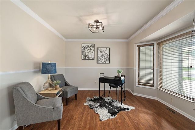 11721 Hemlock Street, Overland Park, KS 66210