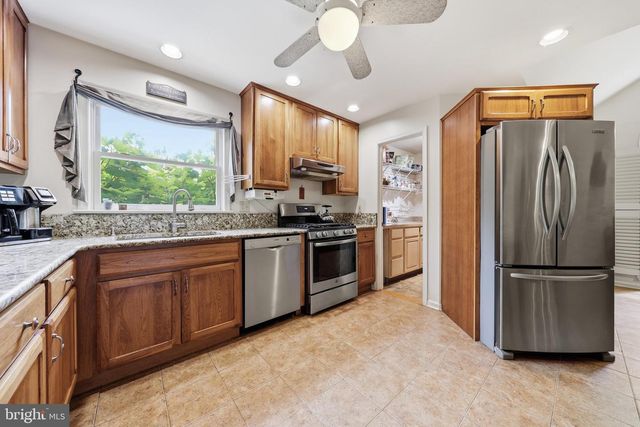 47 CAMBRIDGE CT, Martinsburg, WV 25403