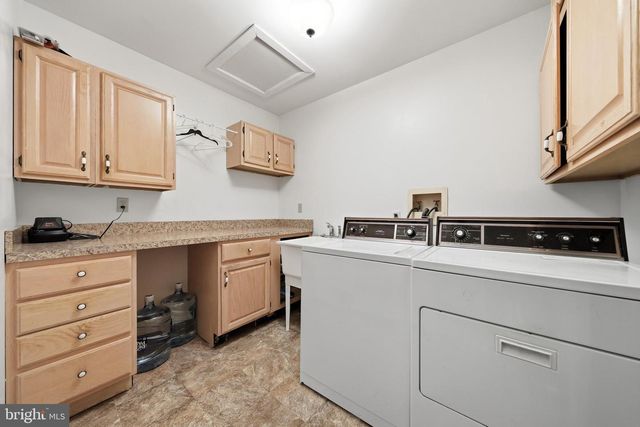 47 CAMBRIDGE CT, Martinsburg, WV 25403