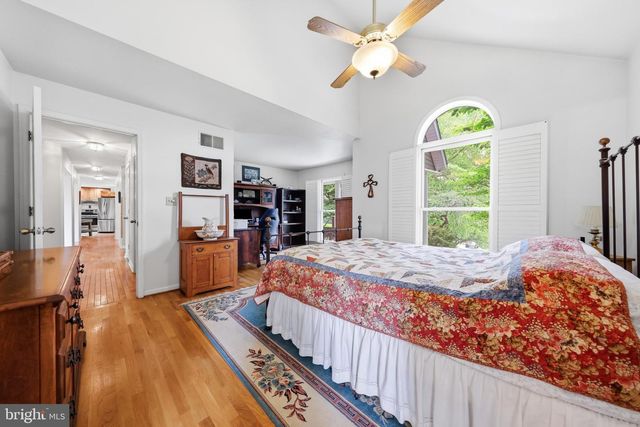 47 CAMBRIDGE CT, Martinsburg, WV 25403