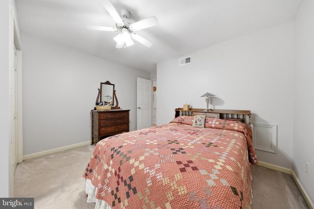 47 CAMBRIDGE CT, Martinsburg, WV 25403