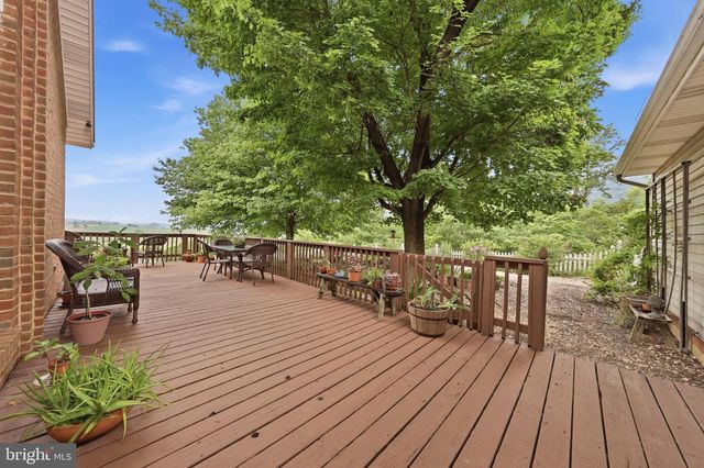 47 CAMBRIDGE CT, Martinsburg, WV 25403