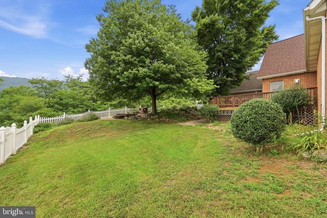 47 CAMBRIDGE CT, Martinsburg, WV 25403