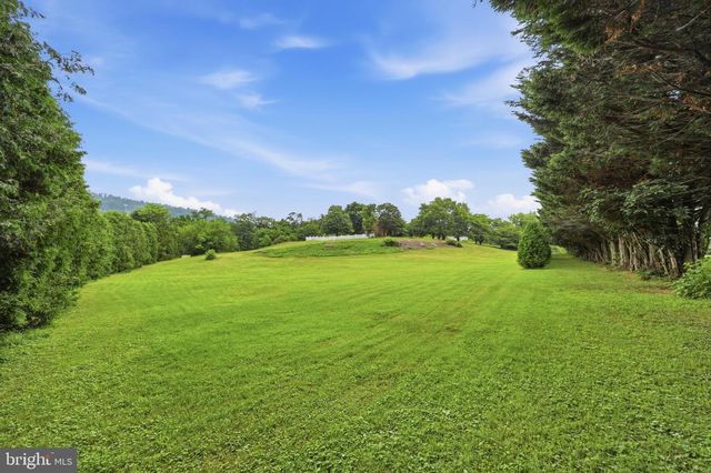 47 CAMBRIDGE CT, Martinsburg, WV 25403