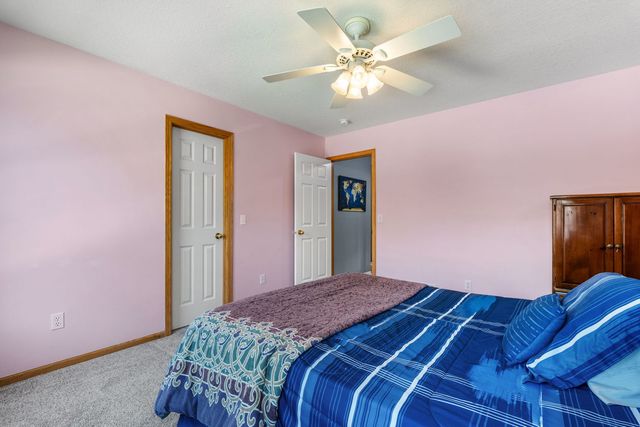76 Kennelworth Circle, Hampton, IL 61256