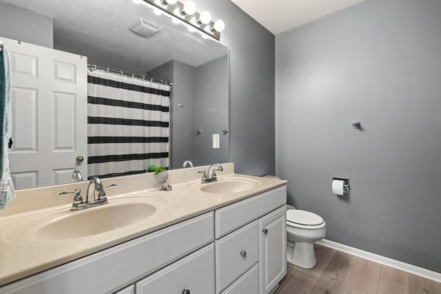 76 Kennelworth Circle, Hampton, IL 61256