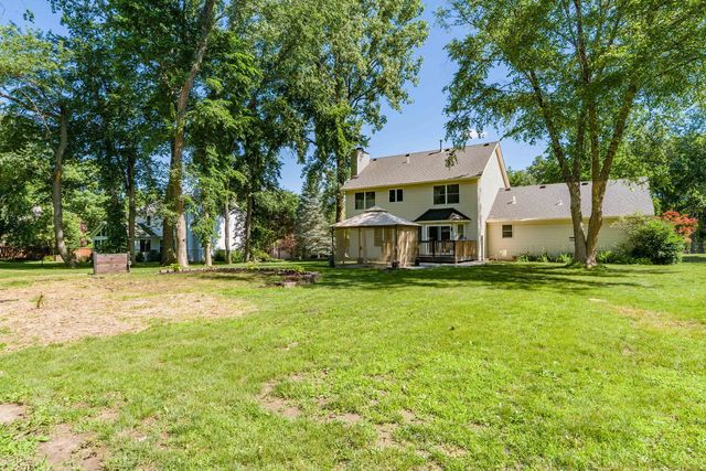 76 Kennelworth Circle, Hampton, IL 61256
