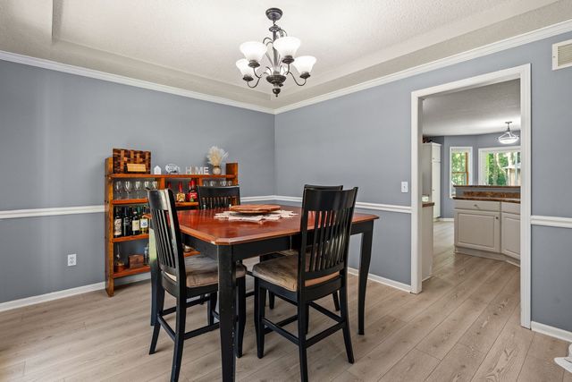 76 Kennelworth Circle, Hampton, IL 61256