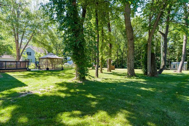 76 Kennelworth Circle, Hampton, IL 61256