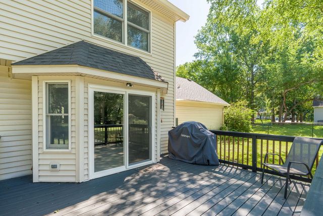 76 Kennelworth Circle, Hampton, IL 61256