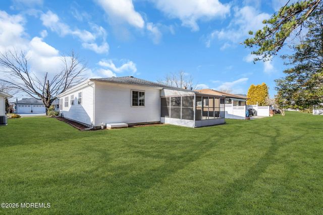 770 Jamaica Boulevard, Toms River, NJ 08757