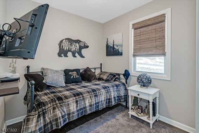 58 Brooklyn Rd, Stanhope Boro, NJ 07874