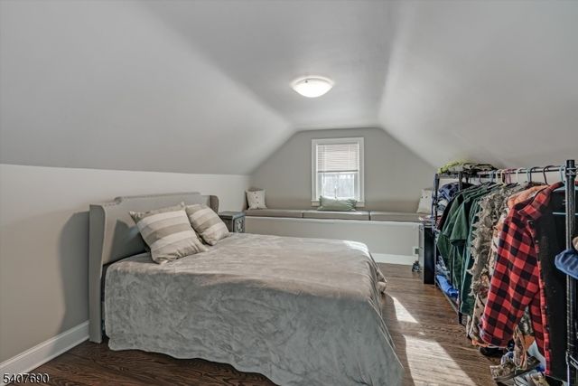 58 Brooklyn Rd, Stanhope Boro, NJ 07874